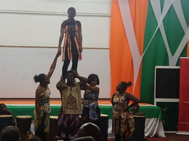 Le spectacle musical « Fuenteojuvena ». Une œuvre théâtrale du poète espagnol Lope de Vega, interprétée par des acteurs de l'Insaac d'Abidjan.