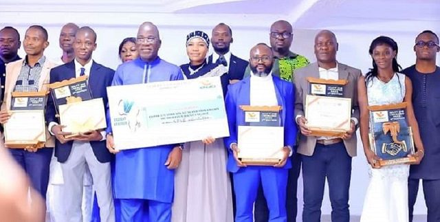 Le CNJCI récompense dix jeunes de Bouaké