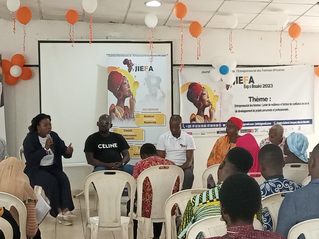 Les Journées internationales de l’entrepreneuriat des femmes africaines (JIEFA) se sont tenues en Côte d’Ivoire, au Centre culturel Jacques Aka de Bouaké. Dans la Région de Gbêkê.